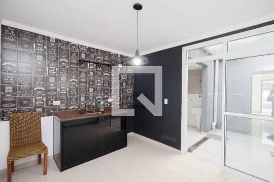 Cozinha de casa à venda com 2 quartos, 95m² em Vila Rosa, São Paulo