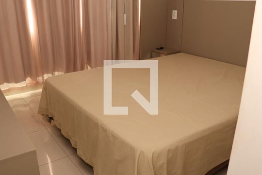 suite  de apartamento à venda com 2 quartos, 60m² em São Francisco , Goiânia