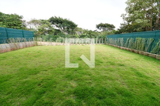 Sala - Vista de casa de condomínio à venda com 4 quartos, 586m² em Parque Imperador, Campinas