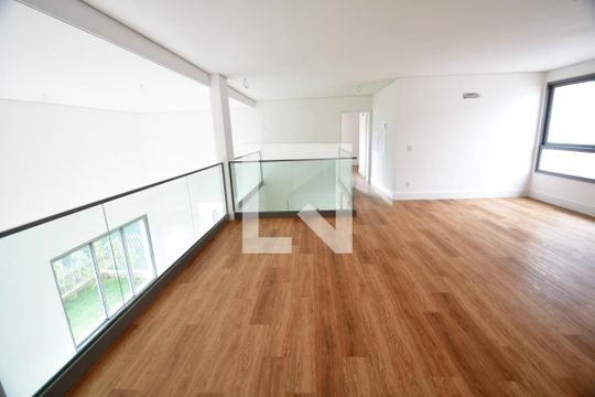 Sala / Mezanino de casa de condomínio à venda com 4 quartos, 586m² em Parque Imperador, Campinas