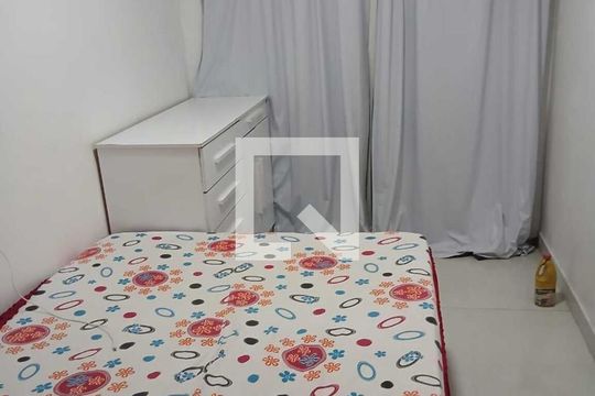 Quarto 2 de apartamento para alugar com 2 quartos, 56m² em Conjunto 29, Brasília