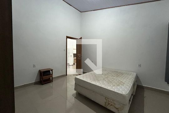 Suíte 1 de apartamento para alugar com 2 quartos, 150m² em Lagoa da Conceição, Florianópolis