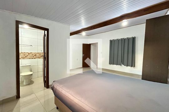 Suíte 2 de casa de condomínio para alugar com 2 quartos, 149m² em Lagoa da Conceição, Florianópolis