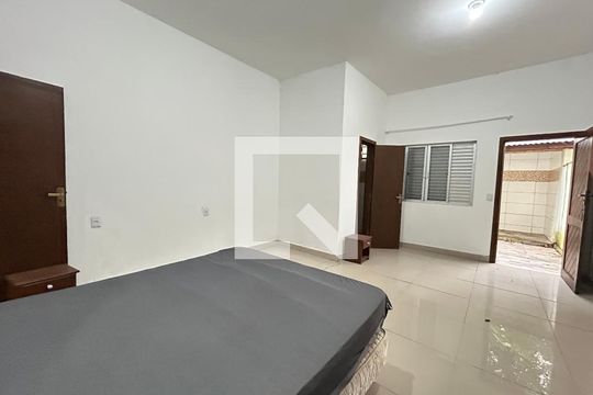 Suíte de apartamento para alugar com 2 quartos, 150m² em Lagoa da Conceição, Florianópolis