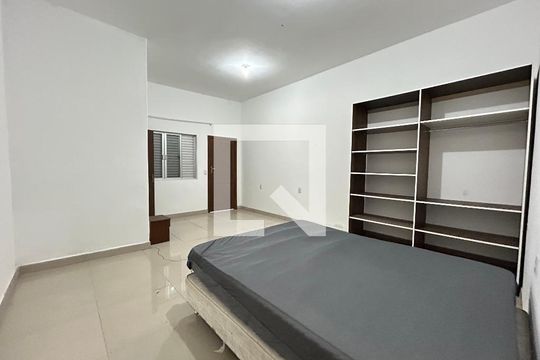 Suíte 2 de apartamento para alugar com 2 quartos, 150m² em Lagoa da Conceição, Florianópolis