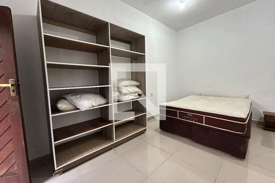 Suíte 2 de apartamento para alugar com 2 quartos, 150m² em Lagoa da Conceição, Florianópolis