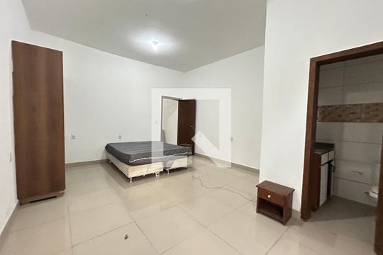 Suíte 2 de apartamento para alugar com 2 quartos, 150m² em Lagoa da Conceição, Florianópolis