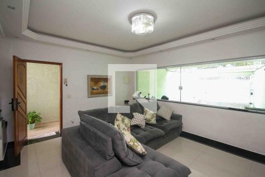 Casa à venda com 3 quartos, 180m² em Sítio da Figueira, São Paulo