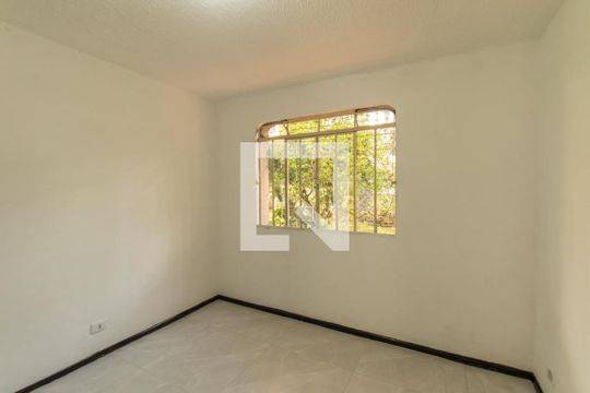 Quarto 1 de apartamento para alugar com 3 quartos, 120m² em Água Verde, Curitiba