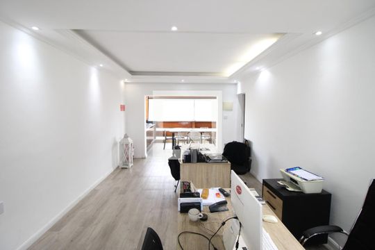 Sala / Cozinha de casa para alugar com 3 quartos, 284m² em Parque Savoy City, São Paulo