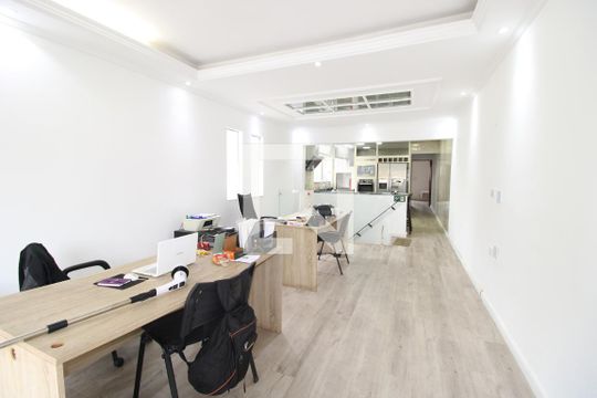 Sala / Cozinha de casa para alugar com 3 quartos, 284m² em Parque Savoy City, São Paulo