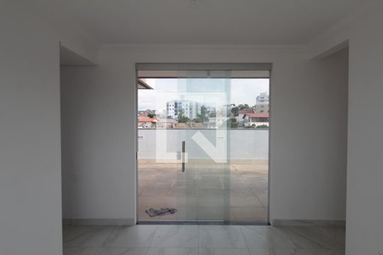 Sala de apartamento à venda com 2 quartos, 149m² em Serrano, Belo Horizonte