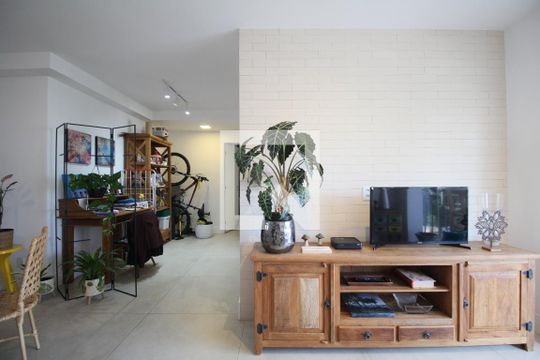 Sala de apartamento para alugar com 2 quartos, 73m² em Jardim Caboré, São Paulo