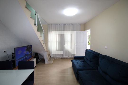 Sala de casa de condomínio à venda com 2 quartos, 67m² em Itaquera, São Paulo