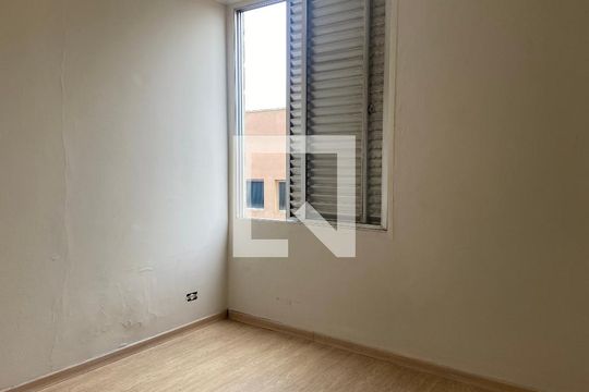Quarto 1 de apartamento para alugar com 2 quartos, 65m² em Vila Osasco, Osasco