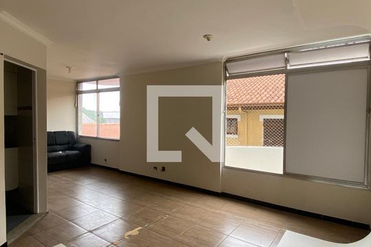 Apartamento à venda com 2 quartos, 65m² em Vila Osasco, Osasco