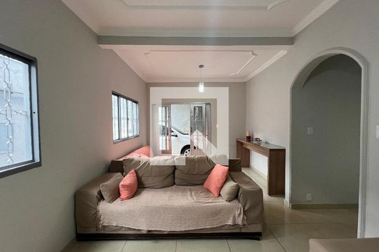 Sala de casa à venda com 3 quartos, 280m² em Céu Azul, Belo Horizonte