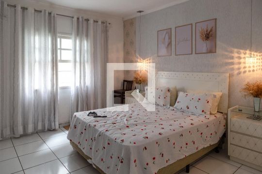 Quarto 1 suíte de casa à venda com 3 quartos, 249m² em Vila Iris, Guarulhos