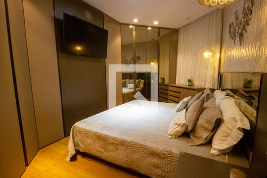 Casa de Condomínio à venda com 4 quartos, 250m² em Colônia Agrícola Samambaia, Brasília