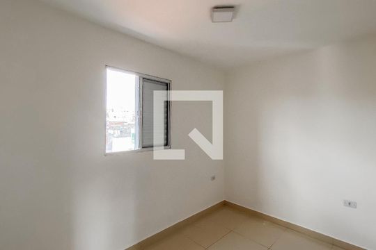 Quarto 1 de apartamento para alugar com 2 quartos, 40m² em Vila Santa Teresa (zona Leste), São Paulo