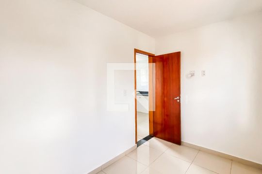Quarto 1 de apartamento para alugar com 2 quartos, 40m² em Vila Santa Teresa (zona Leste), São Paulo