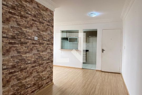 Sala de apartamento para alugar com 2 quartos, 57m² em Jardim Roberto, Osasco
