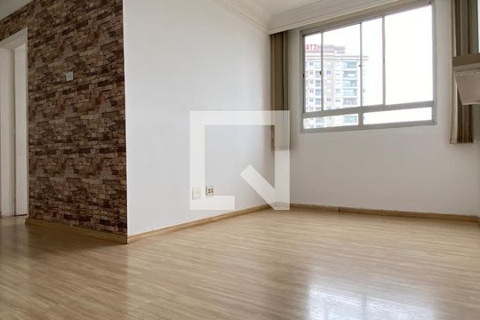 Sala de apartamento para alugar com 2 quartos, 57m² em Jardim Roberto, Osasco