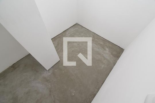 Suíte de apartamento para alugar com 1 quarto, 80m² em Campina do Siqueira, Curitiba