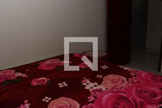 Quarto 2 de casa à venda com 3 quartos, 200m² em Setor Leste Vila Nova, Goiânia