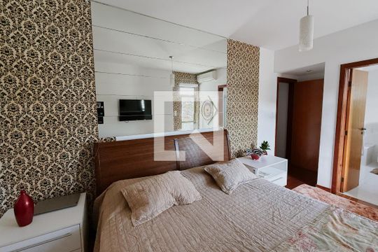 Apartamento para alugar com 3 quartos, 170m² em Paineiras, Juiz de Fora