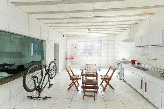 Casa à venda com 6 quartos, 380m² em Jardim Riacho das Pedras, Contagem