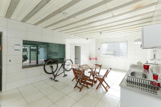 Casa à venda com 6 quartos, 380m² em Jardim Riacho das Pedras, Contagem