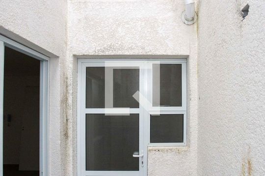 Área comum de casa para alugar com 2 quartos, 98m² em Centro, Diadema