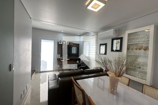 Sala de casa de condomínio à venda com 2 quartos, 57m² em Chácaras São Luís, Barueri