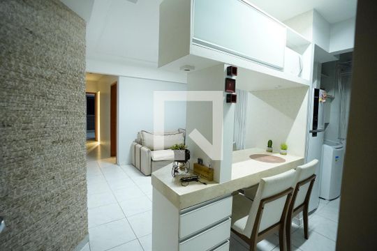 Apartamento à venda com 2 quartos, 68m² em Setor Sudoeste, Goiânia