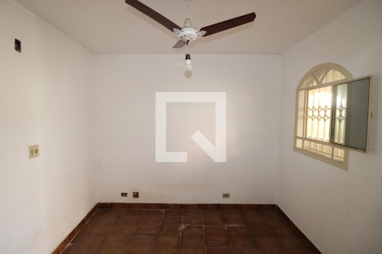 Quarto 1 de casa à venda com 4 quartos, 301m² em Cidade Líder, São Paulo