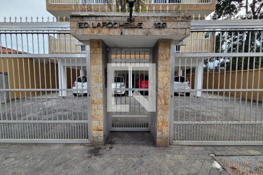 Fachada de apartamento para alugar com 2 quartos, 80m² em Vila Caiçara, Praia Grande