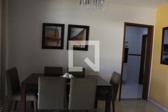 Casa de Condomínio à venda com 3 quartos, 163m² em Taquara, Rio de Janeiro
