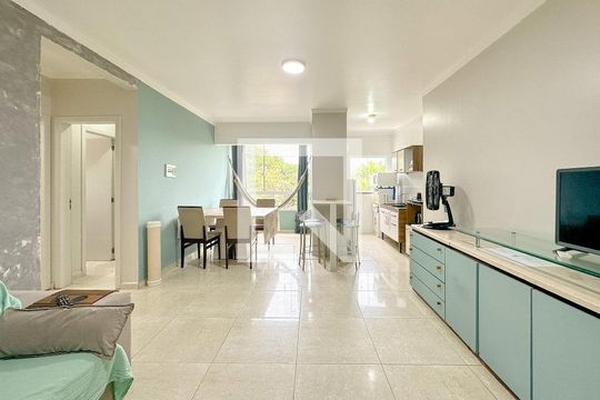 Sala de TV de apartamento para alugar com 2 quartos, 64m² em Ingleses Norte, Florianópolis