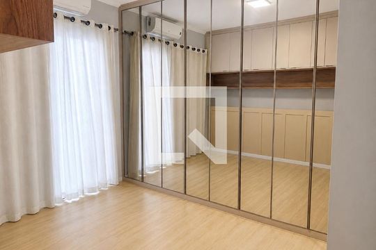 Suíte  de casa à venda com 3 quartos, 100m² em Engenheiro Goulart, São Paulo