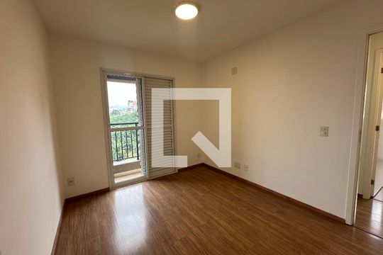Suíte de apartamento para alugar com 3 quartos, 77m² em Jardim Tupanci, Barueri