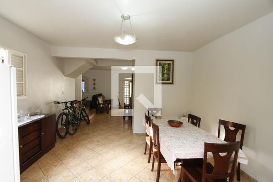 Sala de Jantar de casa à venda com 4 quartos, 360m² em Álvaro Camargos, Belo Horizonte