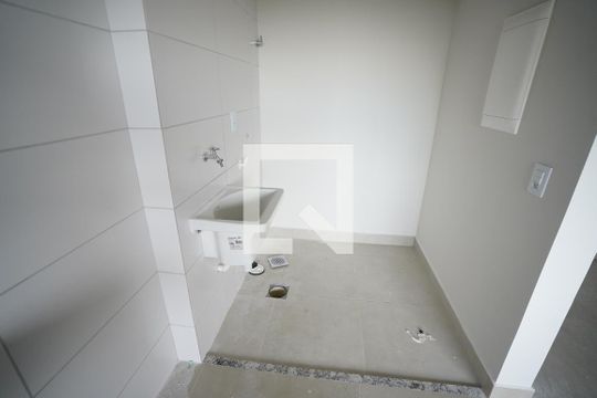 Apartamento à venda com 2 quartos, 64m² em Setor Bueno, Goiânia