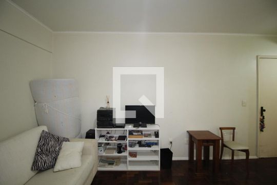 Sala de apartamento à venda com 1 quarto, 43m² em Independência, Porto Alegre