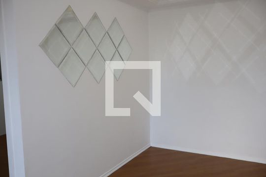 Sala de apartamento à venda com 3 quartos, 58m² em Cidade Líder, São Paulo