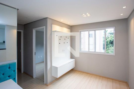 Sala de apartamento à venda com 2 quartos, 41m² em Jardim Campanario, Diadema