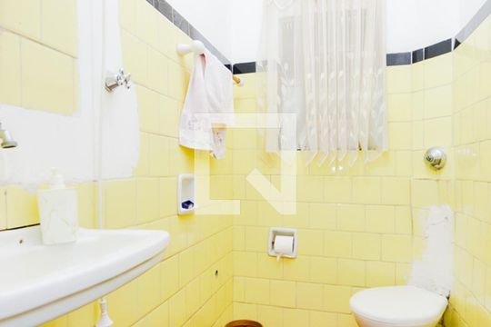 Banheiro de casa para alugar com 1 quarto, 168m² em Vila Clotilde, Guarulhos