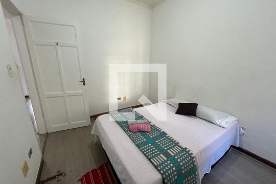 Quarto 2 de casa para alugar com 5 quartos, 450m² em Santana, São Paulo