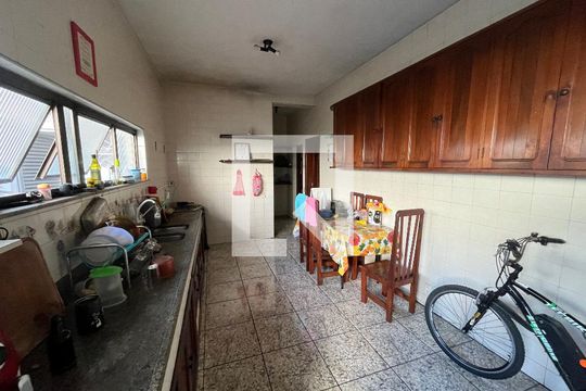 Cozinha de casa à venda com 3 quartos, 404m² em Portuguesa, Rio de Janeiro