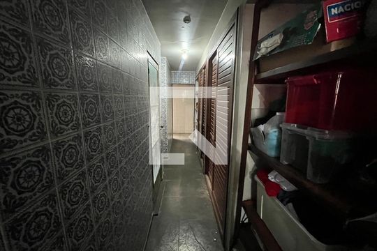 Corredor de casa à venda com 3 quartos, 404m² em Portuguesa, Rio de Janeiro